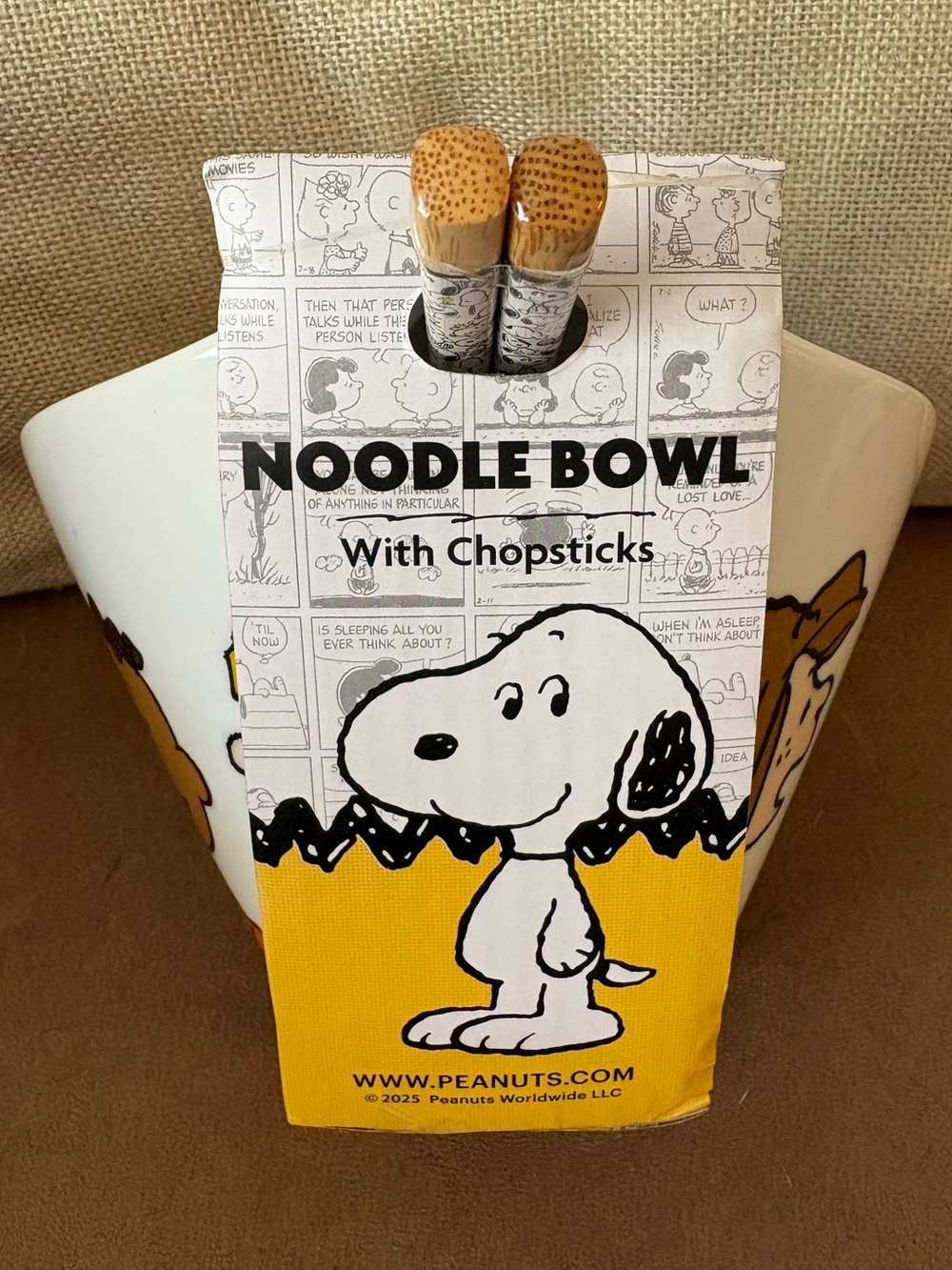 Peanuts Snoopy Noodle Bowl with Chopsticks Set